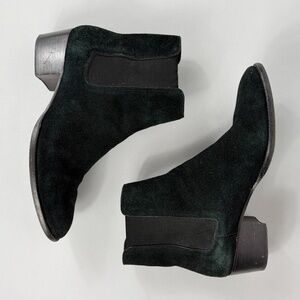 Vince Camuto VC John Camuto Black Suede Chelsea Ankle Boots